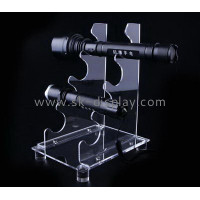 What are the advantages of plexiglass display stands compared to glass displays?