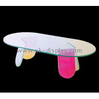 Experts explain the advantages and disadvantages of acrylic