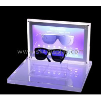 Elevate Your Eyewear Presentation with Handmade Acrylic Sunglasses and Eyeglasses Display Racks