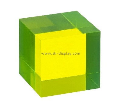 Custom acrylic display cube AB-010