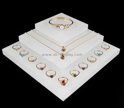 Plexiglass manufacturer customize acrylic jewelry display blocks JD-172