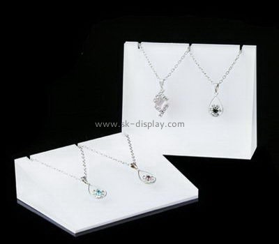 OEM supplier customized acrylic necklace display stand perspex necklace display block JD-203