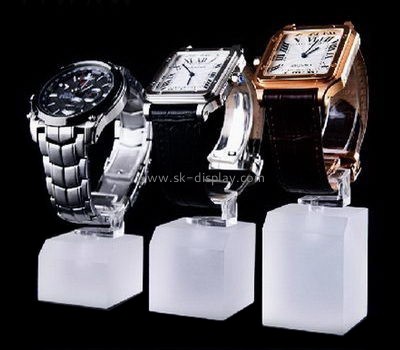 China acrylic display manufacturer custom acrylic block watch display stand JD-072