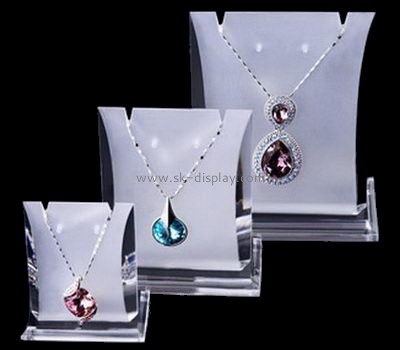 Factory wholesale jewelry displays merchandise display acrylic necklace display JD-104