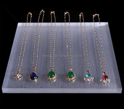 Acrylic supplier customize plexiglass necklaces display block perspex jewellery display block JD-135