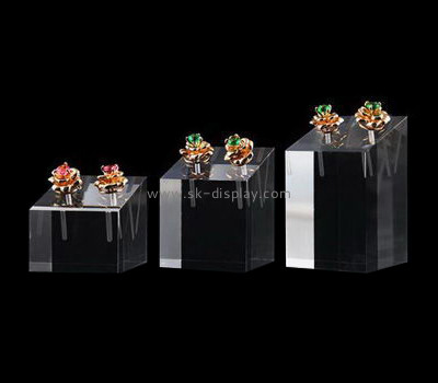 Lucite supplier customize acrylic ring dislay block plexiglass jewelry display block JD-139