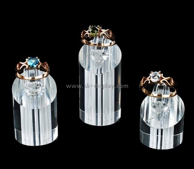 Acrylic manufacturer customize lucite jewellery ring display block JD-161