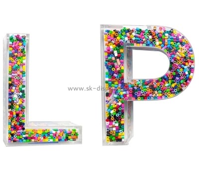 Custom acrylic letter shaped candy display box FD-048