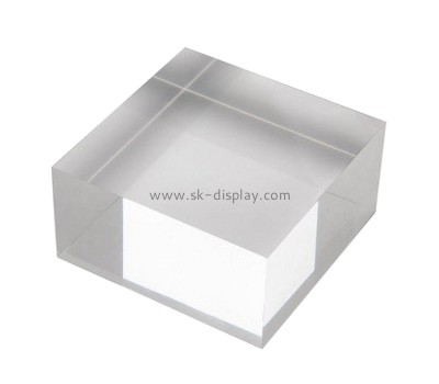 Custom clear plexiglass display cube AB-032