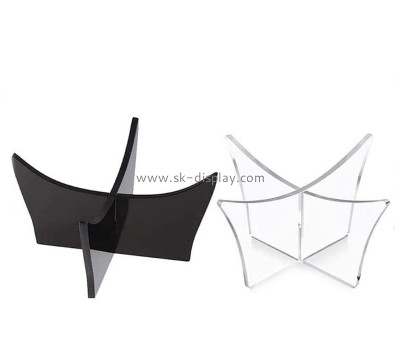 Plexiglass stand manufacturer custom acrylic ball bracket perspex basketball soccer volleyball display rack SOD-012