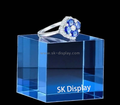 Custom acrylic display cube for jewelry ring JD-316
